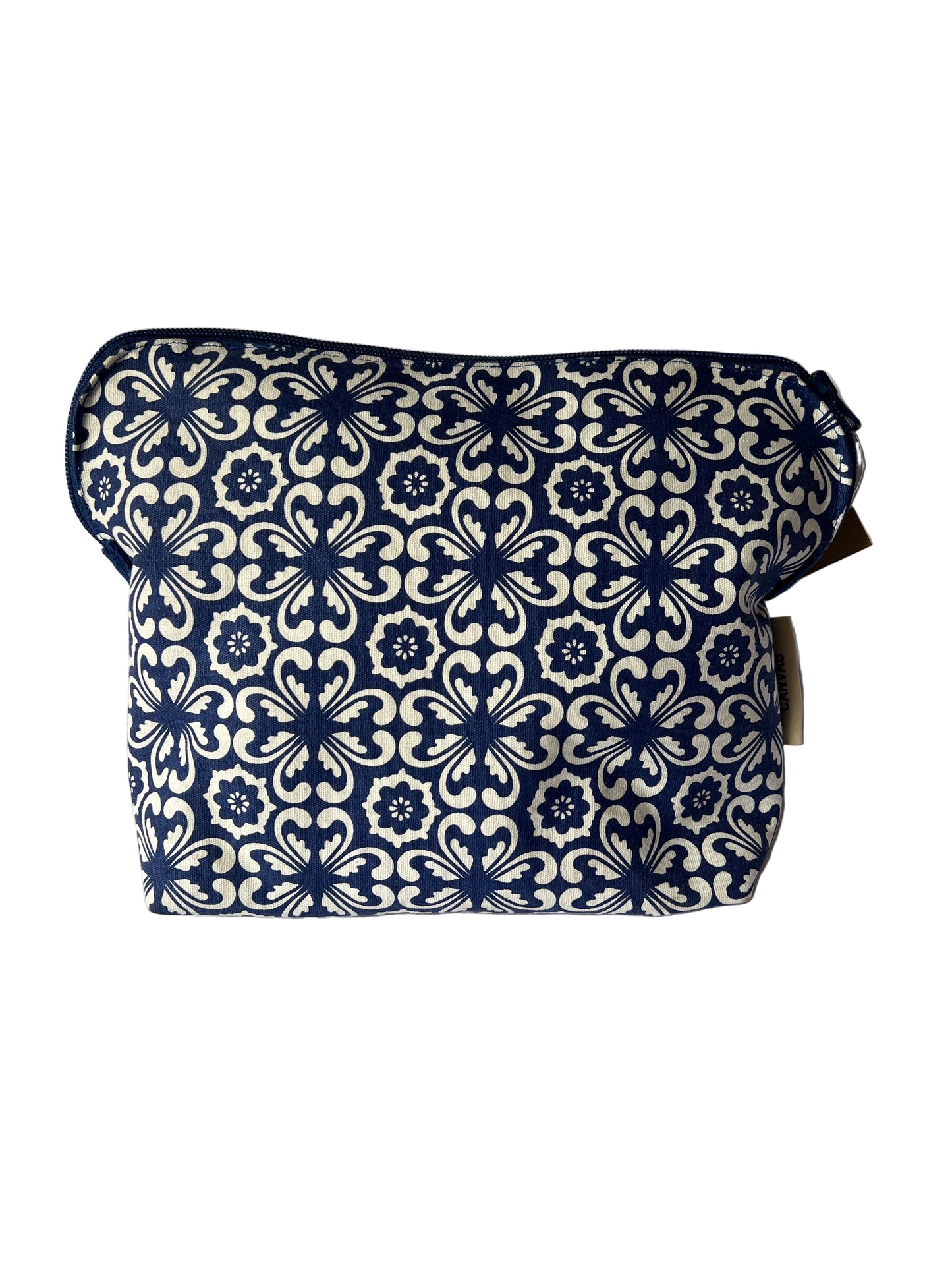 Canvas - Medium Toiletry Bag