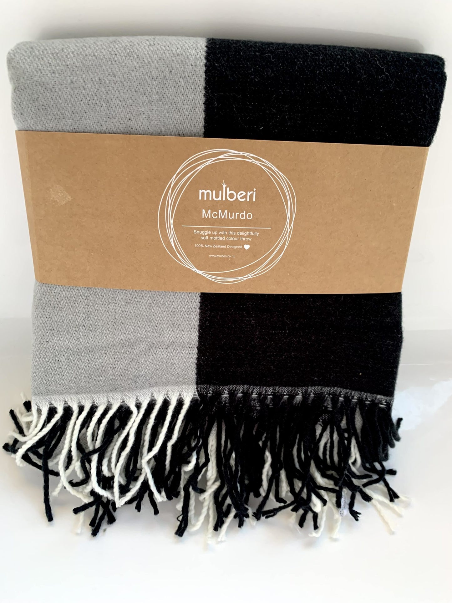 Mulberi - Throw McMurdo Taupe/Navy image 2