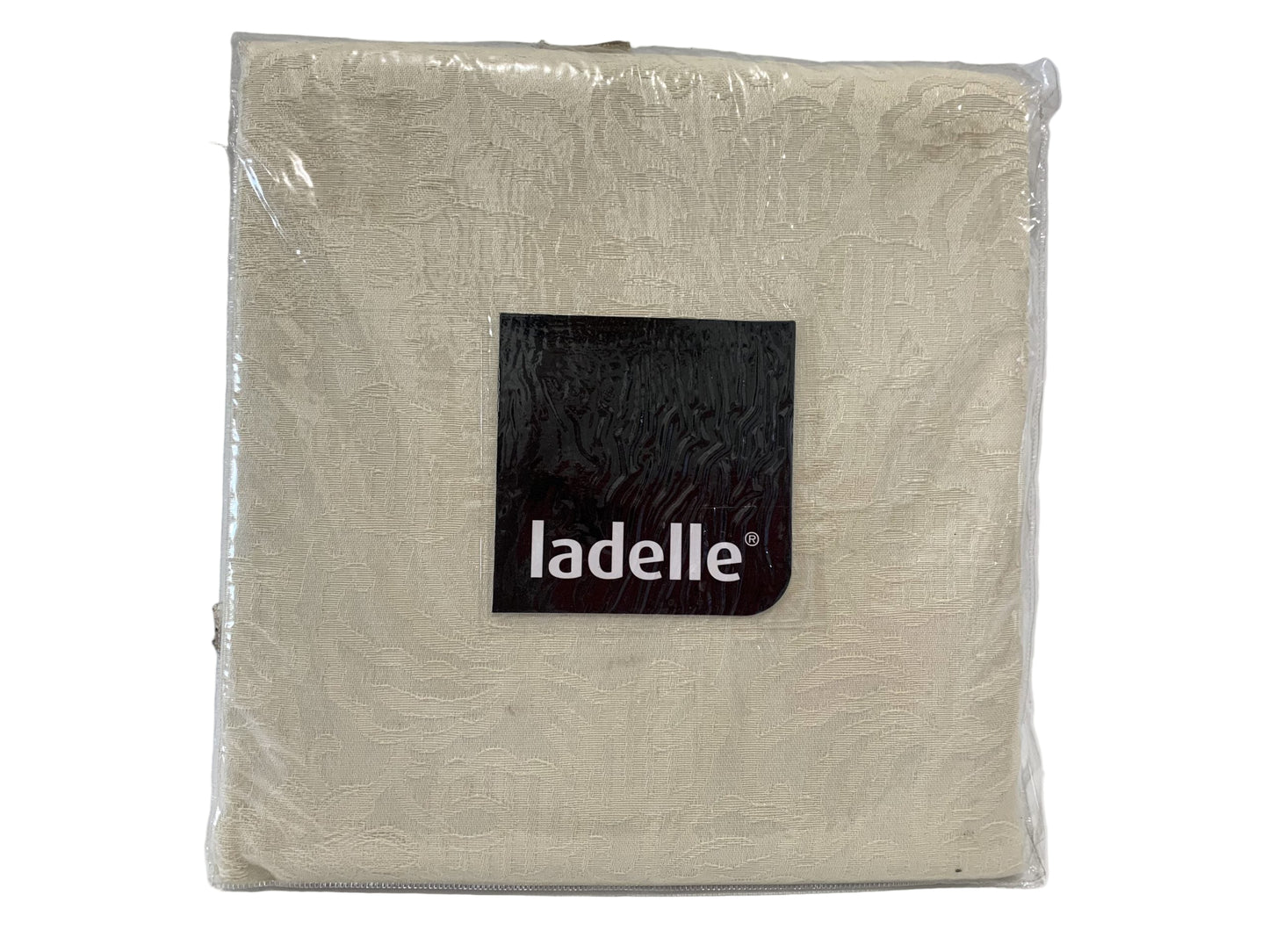 Ladelle Regal Jacquard Tablecloth 150 x 255cm Cream 8 - 10 Seats. image 0