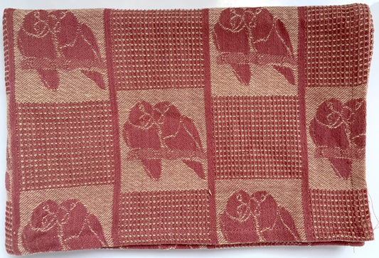 T / Towel - Lovebirds border image 1