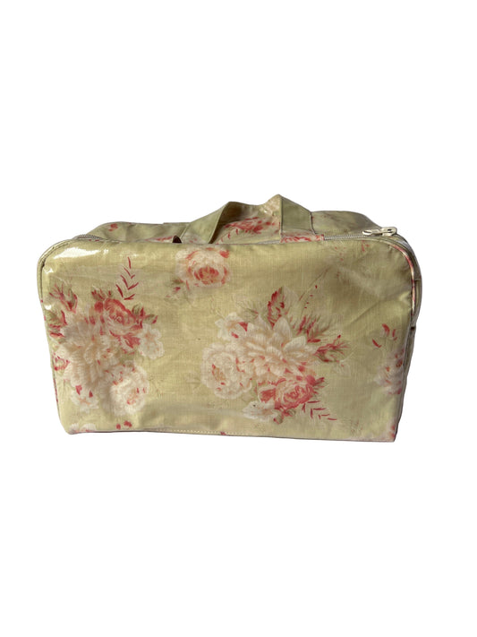 Garden Rose - Medium -Toiletry Bag -