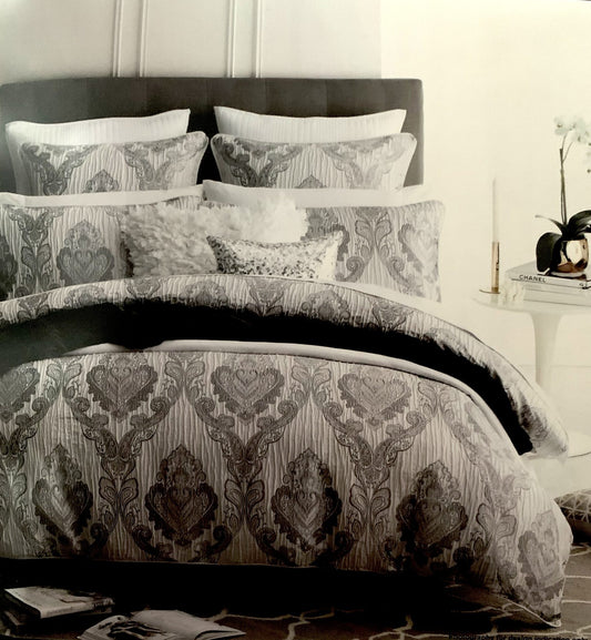 Logan & Mason Ultima Collection Super King Quilt Set - Marcella- Silver image 0