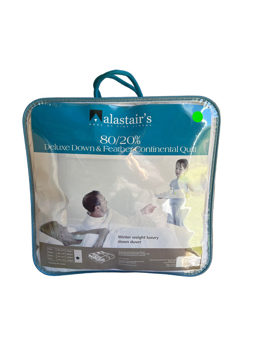 Alastairs- Queen - 80%/20% Deluxe Down & Feather Continental Quilt