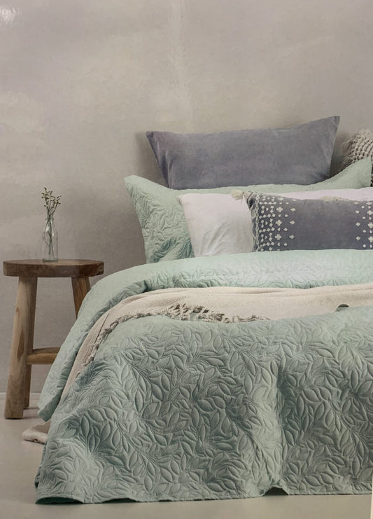Bambury - Botanica Embossed Coverlet Set King/Queen - Ash / Auburn image 0