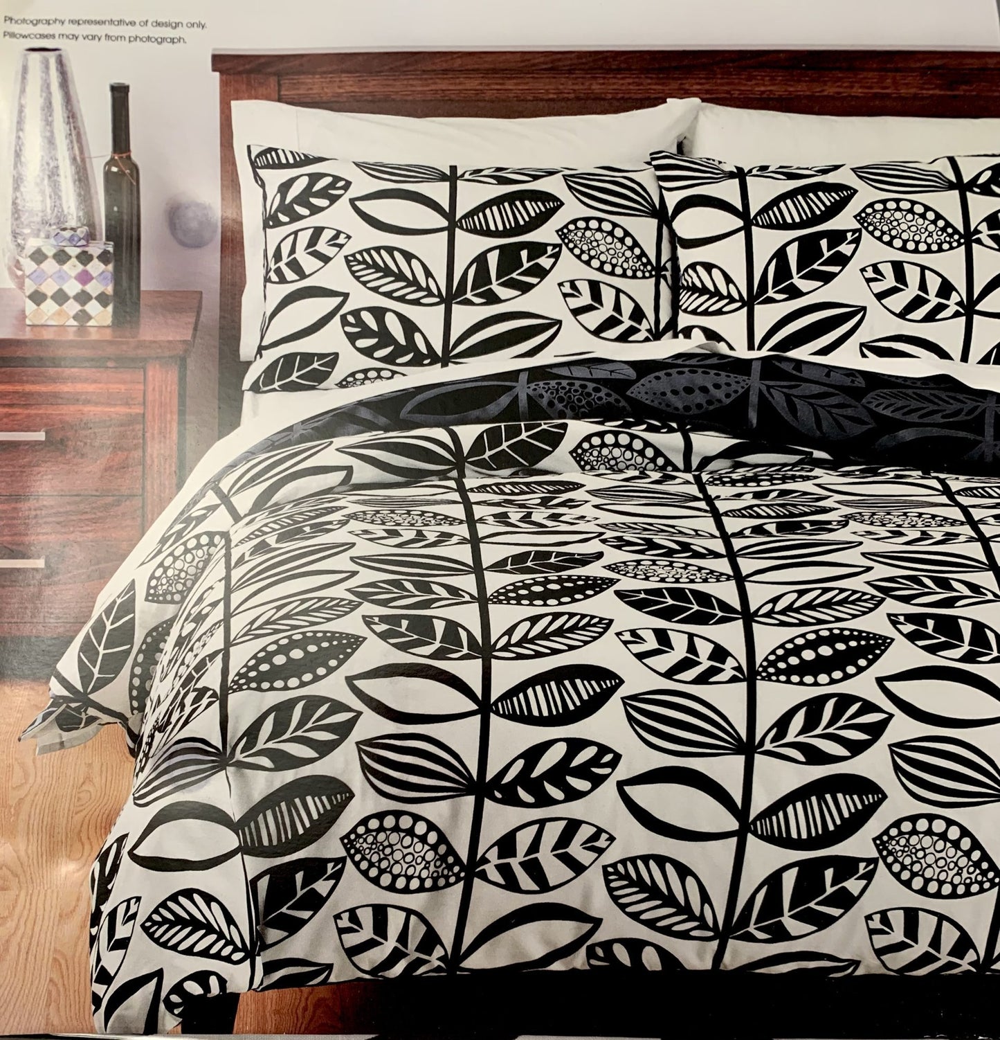 Deco King Bed Quilt Set - Rann White/Black image 0