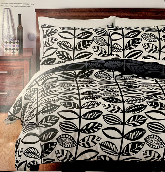 Deco King Bed Quilt Set - Rann White/Black image 0