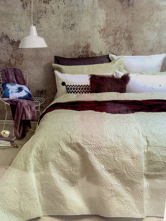 Bambury - Paisley Embossed Coverlet Set King/Queen- Dusk / Peacock / Ivory image 0